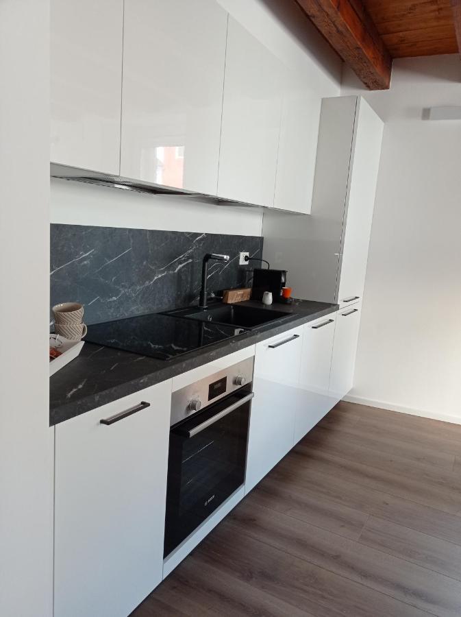 Sarpi21 Suites Udine Bagian luar foto